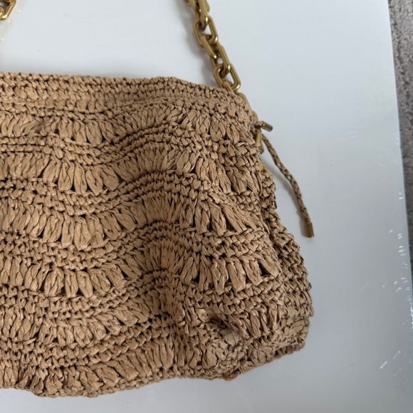 Zara Rafia Woven Beachy Bag with Gold-Toned Chain - Picture 7 of 11